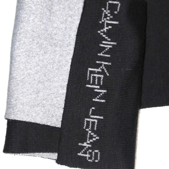 Calvin Klein Scarf - Picture 2 of 4